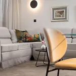 Nauta - Peljesac- Mit Whirpool By Interhome Holiday home Loviste