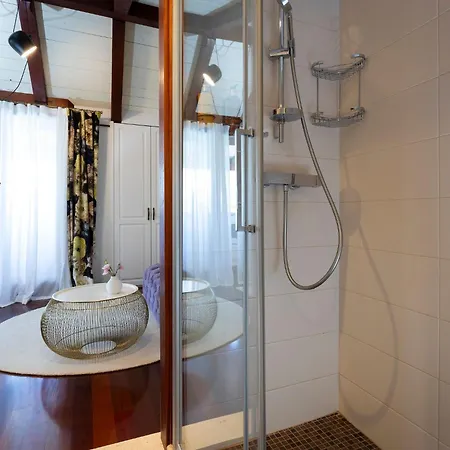Nauta - Peljesac- Mit Whirpool By Interhome