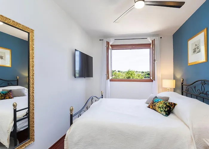 Nauta - Peljesac- Mit Whirpool By Interhome *