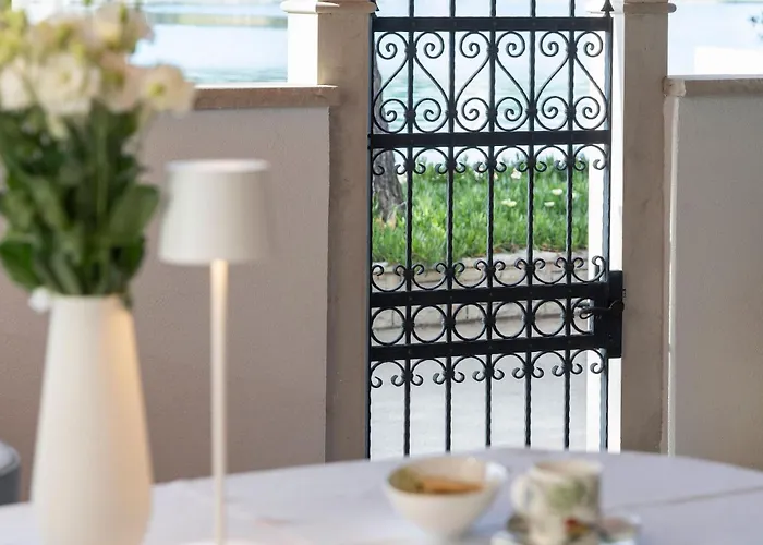 Nauta - Peljesac- Mit Whirpool By Interhome Lovište