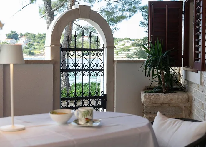 Nauta - Peljesac- Mit Whirpool By Interhome Lovište